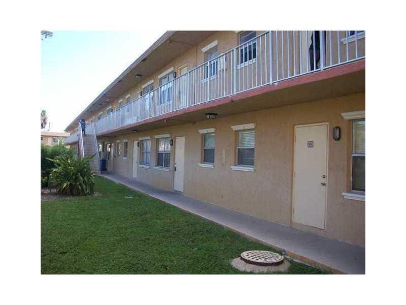 101 NE 41st St in Oakland Park, FL - Foto de edificio