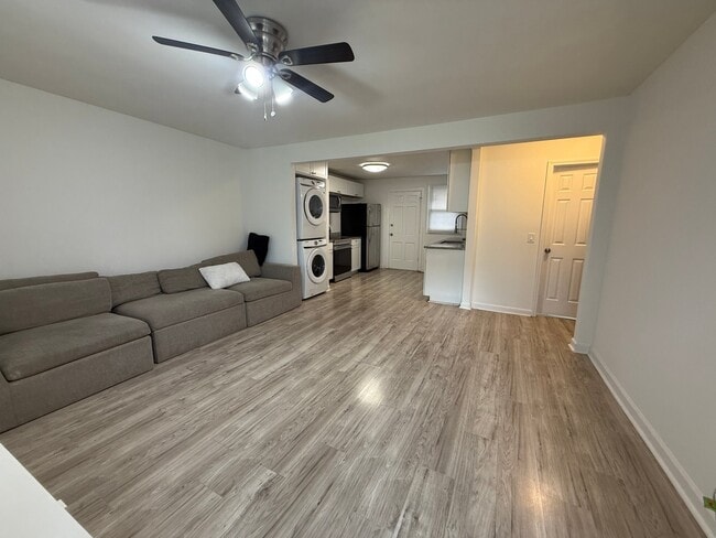 2416 Meharry Blvd, Unit 2 in Nashville, TN - Foto de edificio - Building Photo