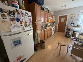 27 Portsmouth St, Unit 2 in Cambridge, MA - Foto de edificio - Building Photo