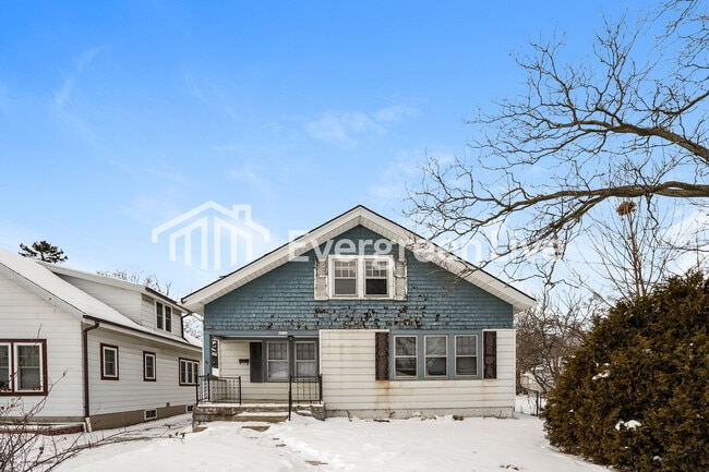 property at 4633 N 56th St