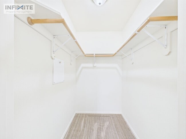 property at 1112 Longbow Ln