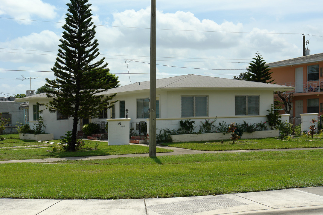 6344 W Flagler St in Miami, FL - Foto de edificio