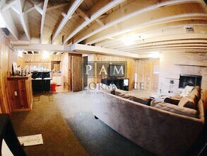 7430 W Wells St in Wauwatosa, WI - Building Photo - Building Photo