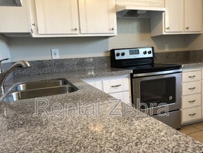920 Vermont Ave in Turlock, CA - Building Photo - Building Photo