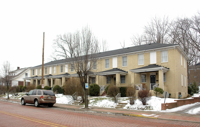 644-654 Allegheny River Blvd in Oakmont, PA - Building Photo - Building Photo