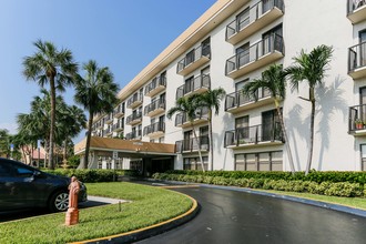 St. Dominic Gardens in Miami, FL - Building Photo - Building Photo