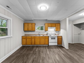 948 Halsey Ln in Richmond, VA - Foto de edificio - Building Photo