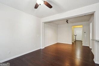 186 Granite Way in Newnan, GA - Building Photo - Building Photo