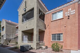 4730 E Craig Rd in Las Vegas, NV - Building Photo