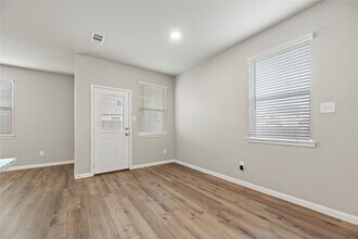 22211 Grand Majestic Dr in Houston, TX - Building Photo - Building Photo
