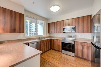Belcarra in Bellevue, WA - Building Photo - Building Photo