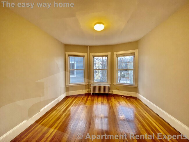 9 Eustis St in Cambridge, MA - Building Photo - Building Photo