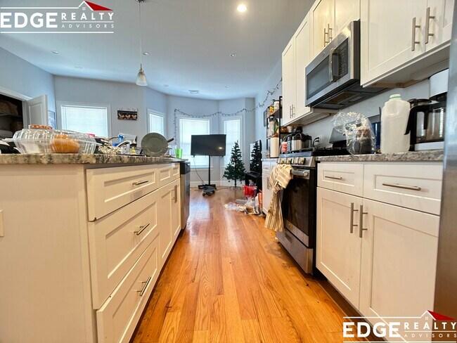 14 Islington St in Boston, MA - Foto de edificio - Building Photo