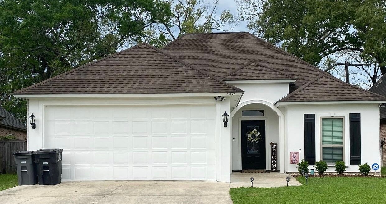 16027 Belle Brittany Ave in Baton Rouge, LA - Building Photo
