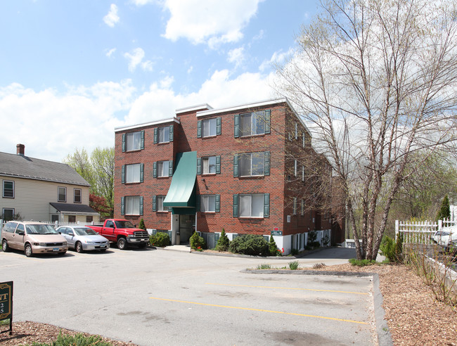 Birchwood Apartments in Middletown, CT - Building Photo - Building Photo