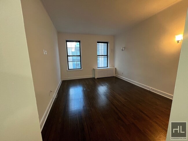 EAST 87 STREET in New York, NY - Building Photo - Building Photo