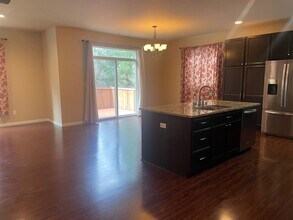 3980 Campus Willows Loop NE in Lacey, WA - Building Photo - Building Photo