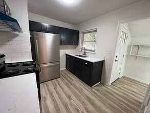 2128 E 12th St in Winston-Salem, NC - Building Photo - Building Photo