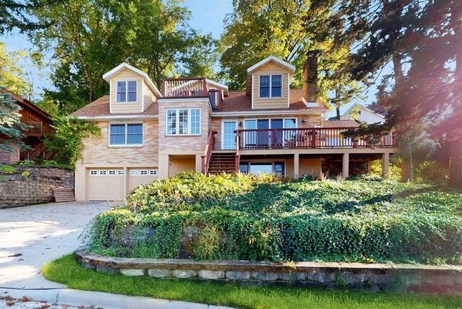 property at 830 Pine Tree Ln