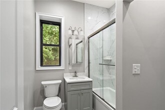 60 Leroy Ave in Valhalla, NY - Building Photo - Building Photo