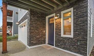 8724 68th Pl NE in Marysville, WA - Building Photo - Building Photo
