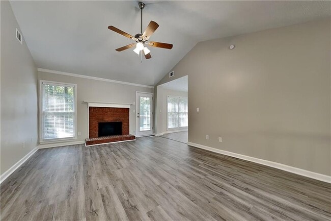 204 Leighs Grove Ct in Grayson, GA - Building Photo - Building Photo