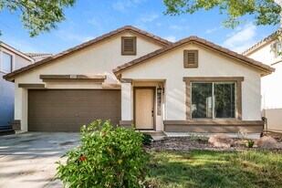1649 E Leslie Ave in San Tan Valley, AZ - Building Photo