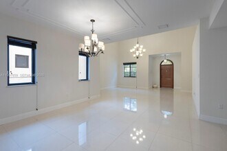 324 SW 30th Rd in Miami, FL - Building Photo - Building Photo