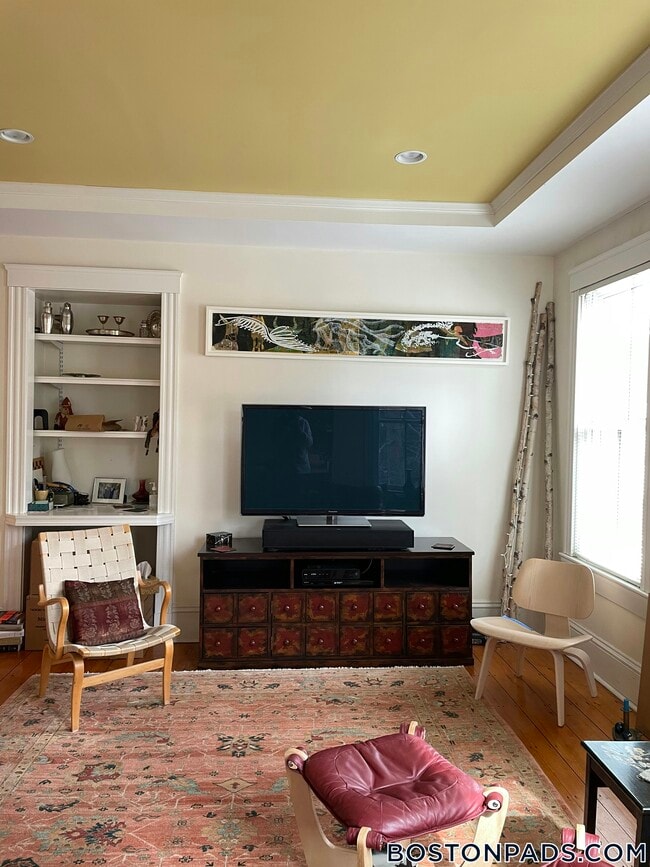 30 Healey St in Cambridge, MA - Foto de edificio - Building Photo