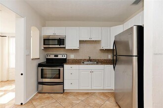 135 Ricardo Way NE in St. Petersburg, FL - Building Photo - Building Photo