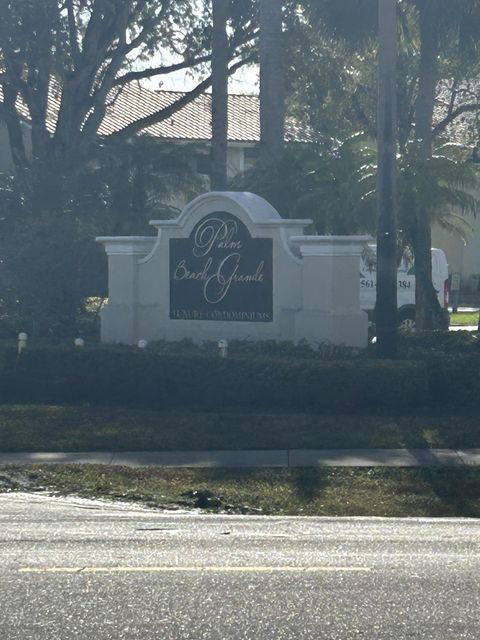 1463 Lake Crystal Dr in West Palm Beach, FL - Building Photo - Building Photo