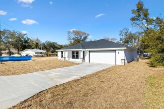 15281 SE 94th Terrace in Summerfield, FL - Building Photo - Building Photo