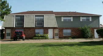 Parkway Terrace Apartments