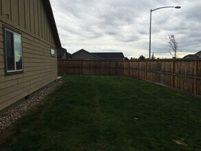 1615 Filmore Dr in Moses Lake, WA - Building Photo - Building Photo