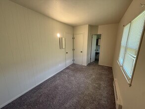 13827 Ironwood Dr NW in Grand Rapids, MI - Foto de edificio - Building Photo
