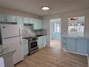 34 Palm Dr in Ormond Beach, FL - Building Photo - Building Photo