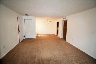 522 Orange Dr in Altamonte Springs, FL - Building Photo - Building Photo