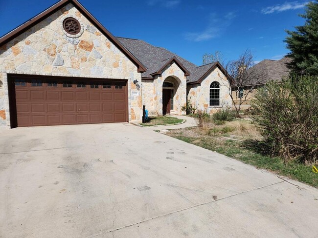 property at 1206 Kyle Ln