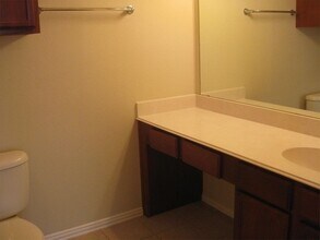 213-215 Robin St in Crowley, TX - Building Photo - Building Photo