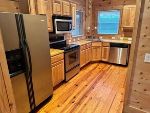 300 Forney Ave in Belmont, NC - Building Photo - Building Photo