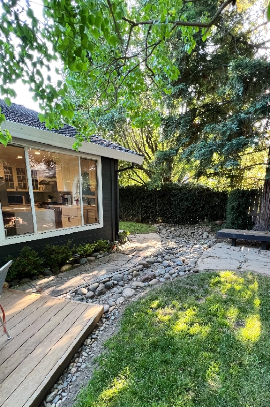 property at 9161 Kneeland Ct