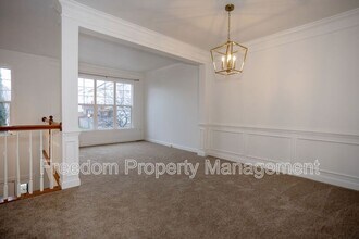 8150 Rainwater Cir in Manassas, VA - Building Photo - Building Photo