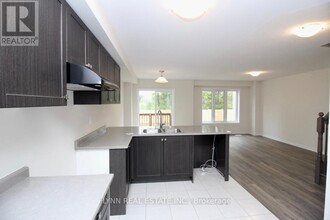 196 Esther Cres in Thorold, ON - Building Photo - Building Photo