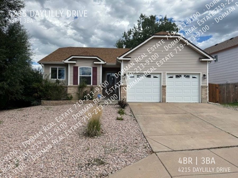 4215 Daylilly Dr in Colorado Springs, CO - Building Photo