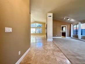 11636 N Carson Way in Gold River, CA - Building Photo - Building Photo