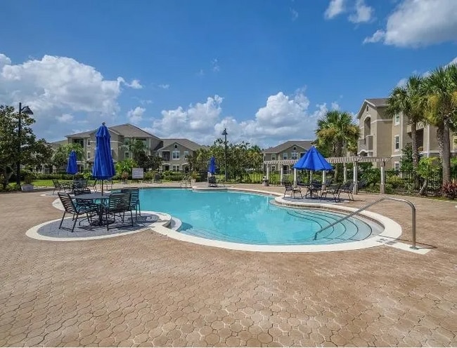 6584 Swissco Dr in Orlando, FL - Building Photo - Building Photo