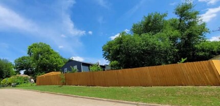 503 High St in Dallas, TX - Building Photo - Building Photo