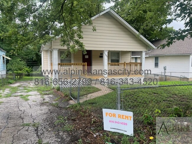 property at 11205 E 10 S
