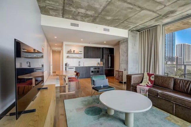 48 East Ave in Austin, TX - Building Photo - Building Photo