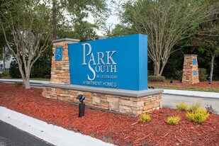 Park South at Deerwood in Jacksonville, FL - Building Photo